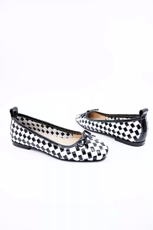 Kadın Hakiki Deri Babet Siyah Beyaz