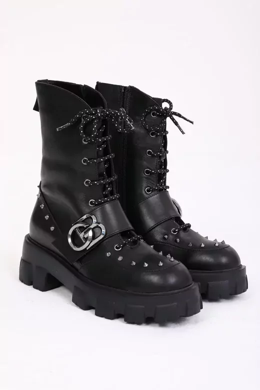 Kadın Siyah Deri Zımba Detaylı Bot