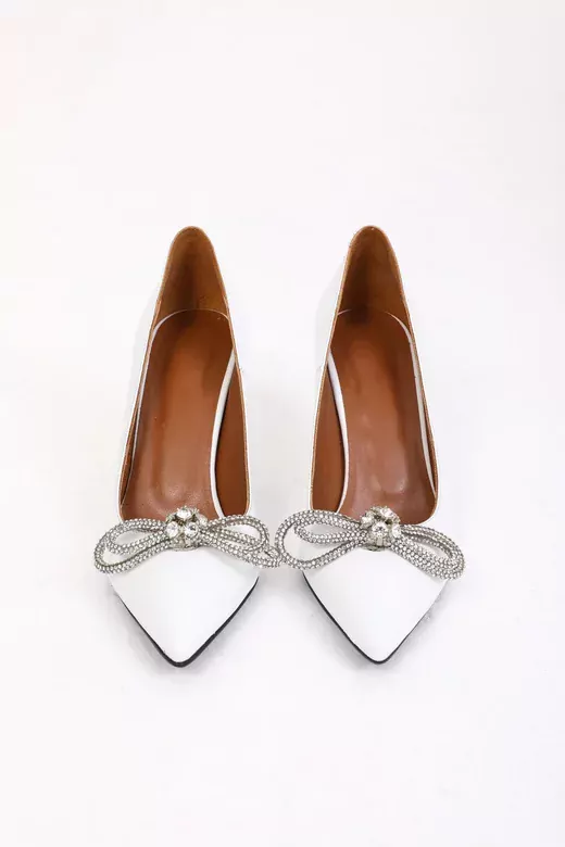 Kadın Beyaz Deri Topuk Ve Aksesuar Detaylı