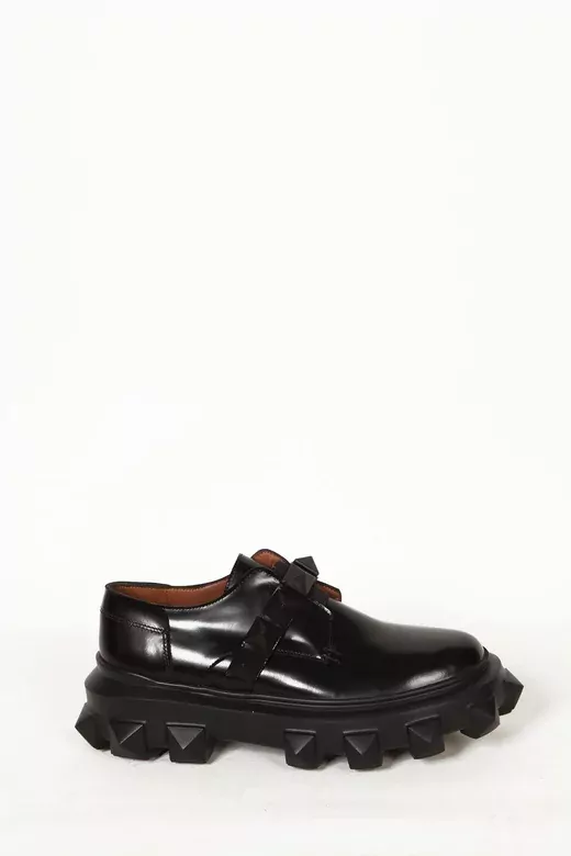 Kadın Siyah Rugan Detaylı Günlük Ayakkabı