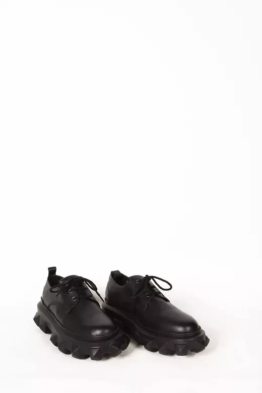 Kadın Siyah Hakiki Deri Detaylı Ayakkabı