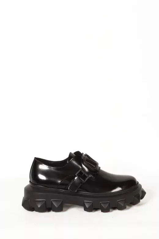 Kadın Siyah Rugan Toka Detaylı Ayakkabı