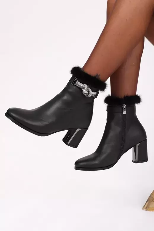 Kadın Siyah Kürk Ve Taş Detaylı Bot