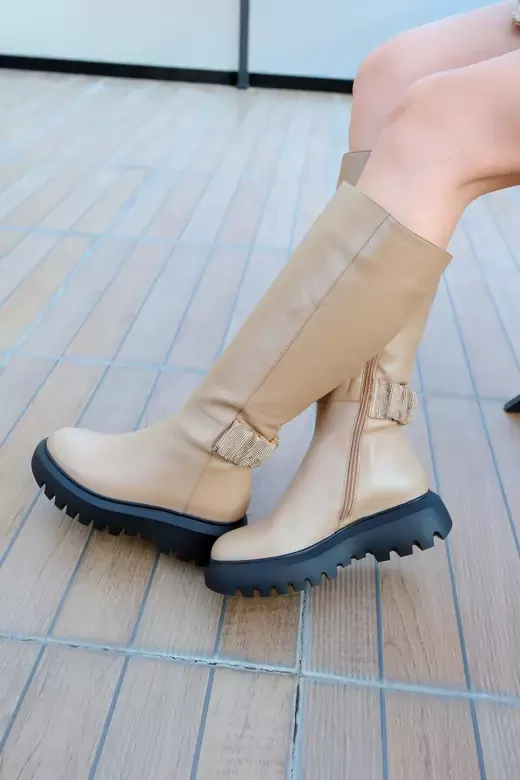 Kadın Siyah Hakiki Deri Taş Detaylı Çizme