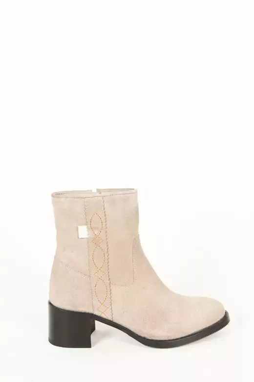 Kadın Süet Nakış Detaylı Bot