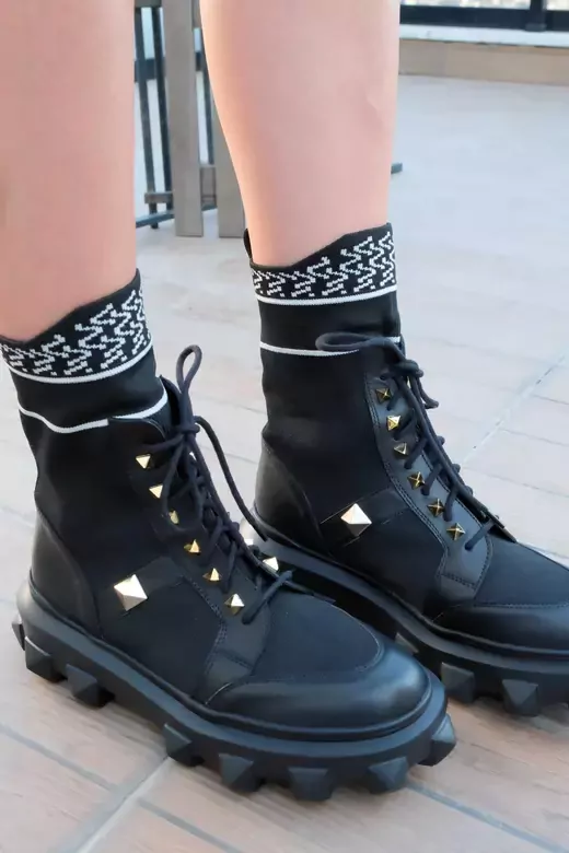 Kadın Siyah Beyaz Hakiki Deri Bot