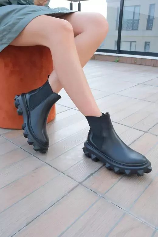 Kadın Siyah Floter Hakiki Deri Taban Detaylı Bot