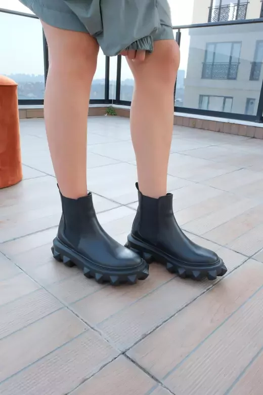 Kadın Siyah Floter Hakiki Deri Taban Detaylı Bot