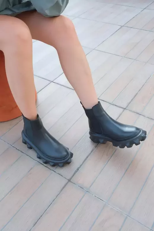 Kadın Siyah Floter Hakiki Deri Taban Detaylı Bot