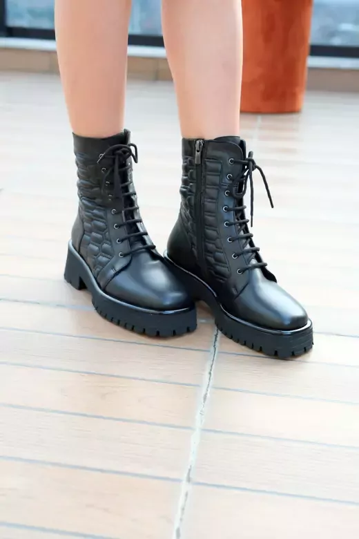 Kadın Siyah Rugan Hakiki Deri Bot