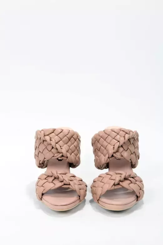 Bottega Beyaz Topuklu Terlik