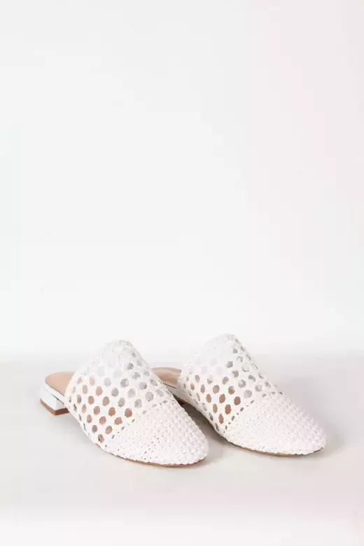 Kadın Beyaz Örgü Detaylı Terlik