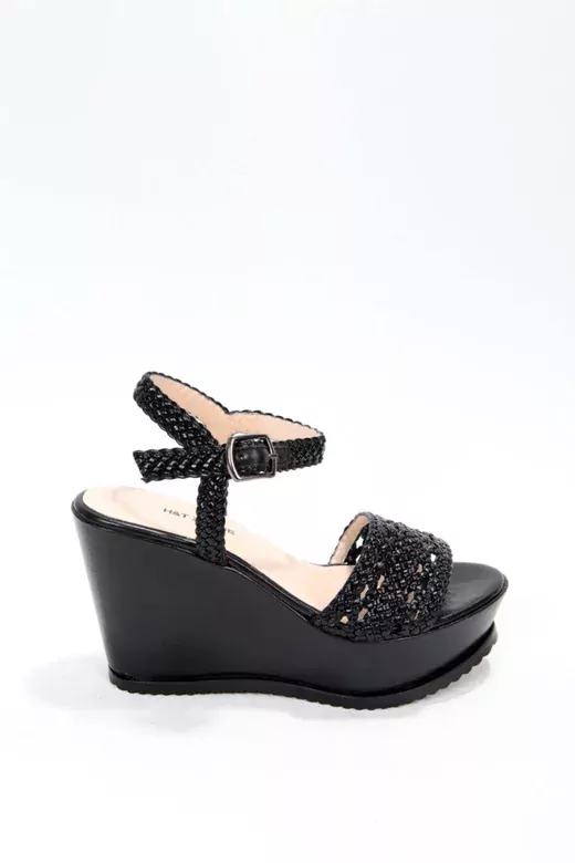 Kadın Siyah Örgülü Sandalet