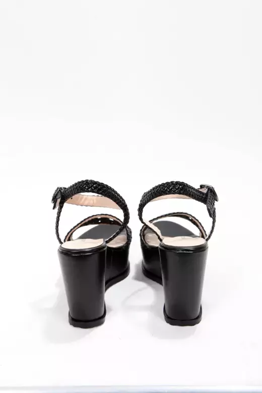 Kadın Siyah Örgülü Sandalet