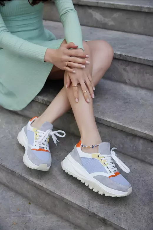 Kadın Gri Hakiki Deri Sneaker Spor Ayakkabı