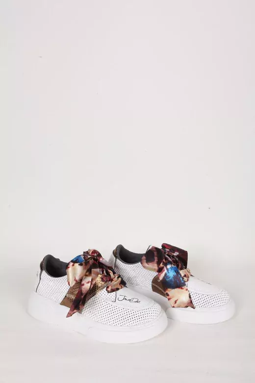 Kadın Mavi Hakiki Deri Kurdele Detaylı Sneaker