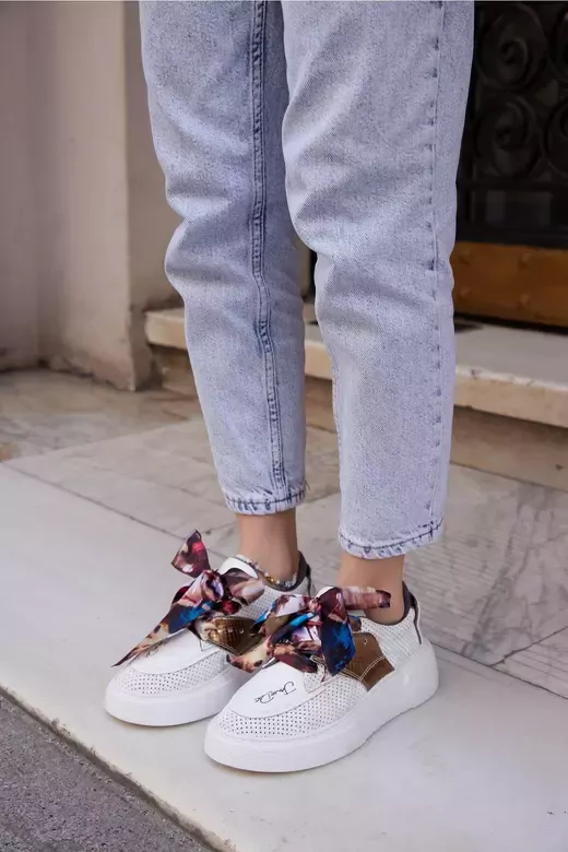 Kadın Mavi Hakiki Deri Kurdele Detaylı Sneaker