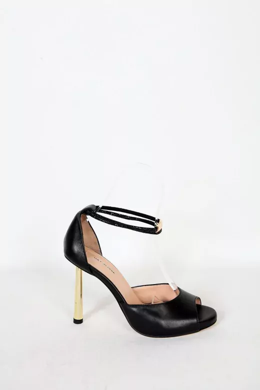 Kadın Hakiki Deri Topuk Detaylı Ayakkabı