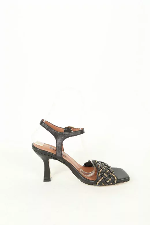 Kadın Detay Örgülü Sandalet