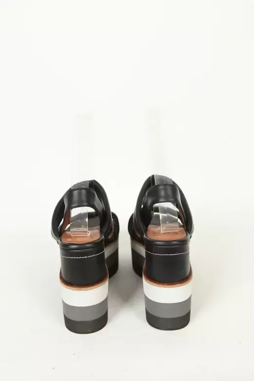 Kadın Dolgu Topuk Sandalet