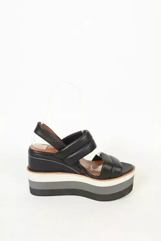 Kadın Dolgu Topuk Sandalet