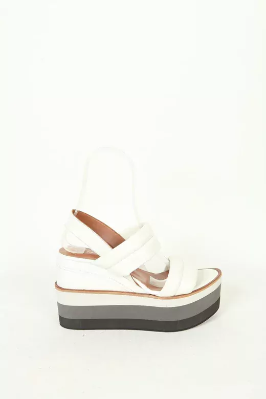 Kadın Dolgu Topuk Sandalet