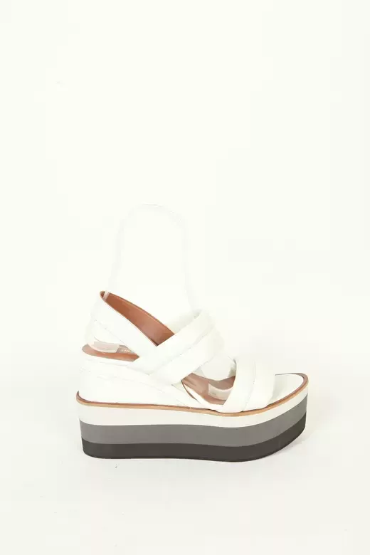 Kadın Dolgu Topuk Sandalet