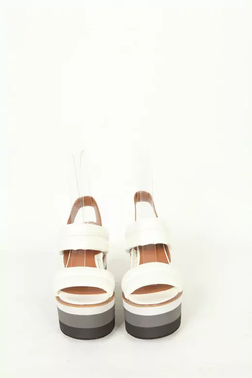 Kadın Dolgu Topuk Sandalet