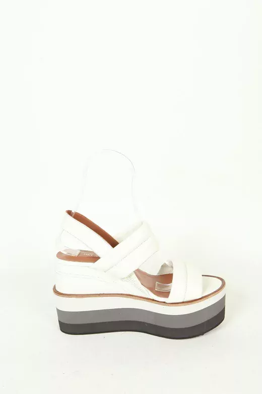 Kadın Dolgu Topuk Sandalet