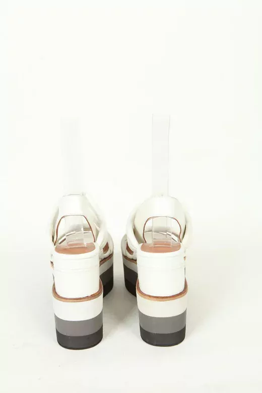 Kadın Dolgu Topuk Sandalet