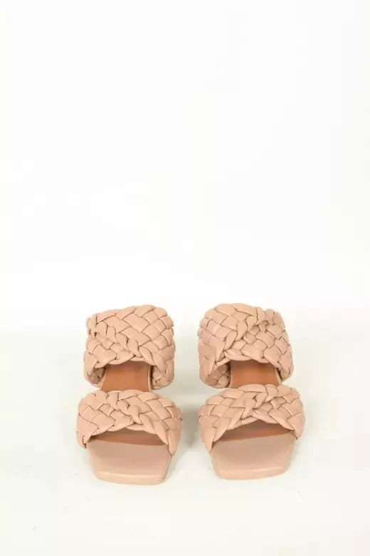 Kadın Beyaz Örgülü Terlik