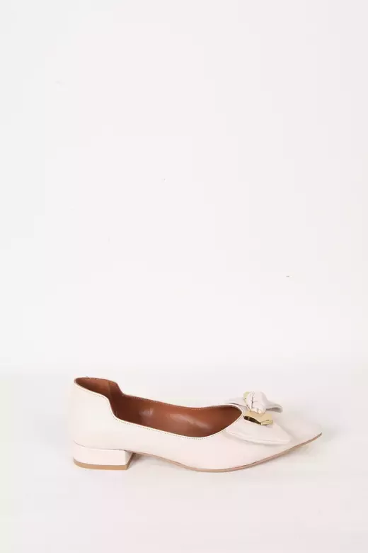 Kadın Deri Babet Aksesuar Detaylı Krem