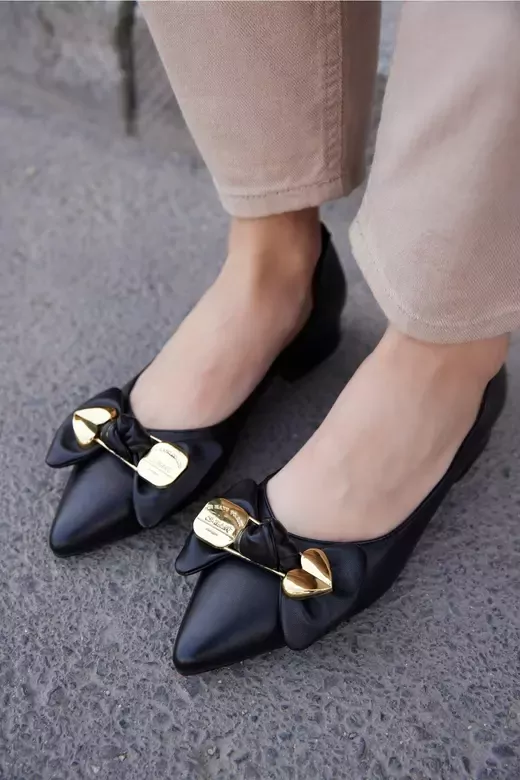 Kadın Deri Babet Aksesuar Detaylı Siyah