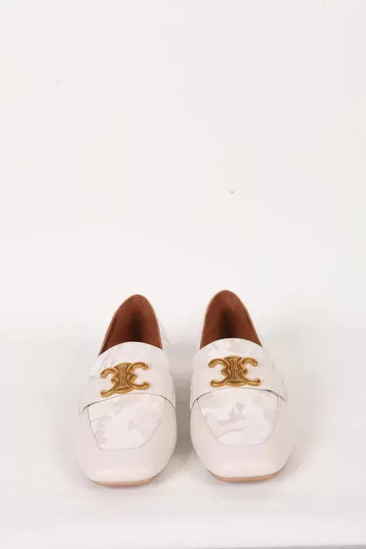 Kadın Krem Deri Aksesuar Detaylı Klasik Ayakkabı