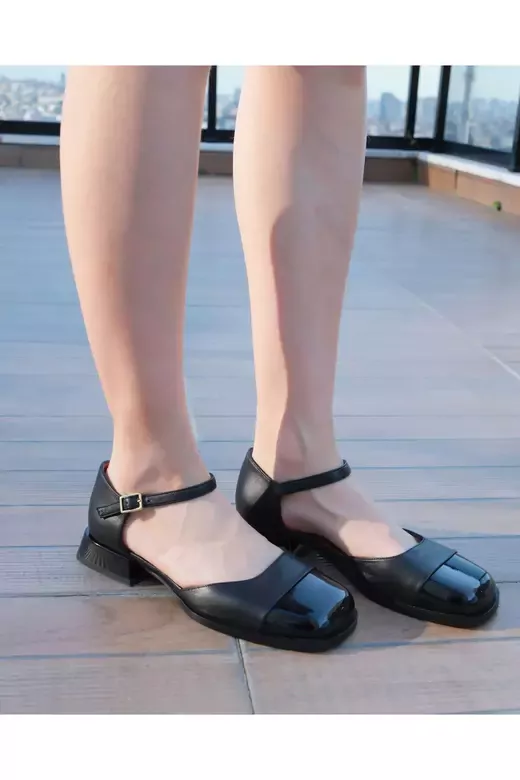 Kadın Deri Sandalet Siyah