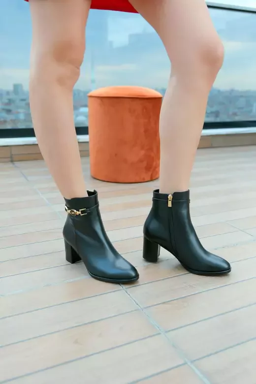 Kadın Siyah Hakiki Deri Bot