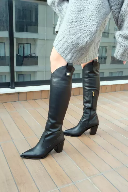 Kadın Siyah Hakiki Deri Topuklu Çizme