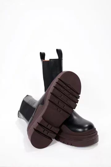 Kadın Siyah Deri Bot