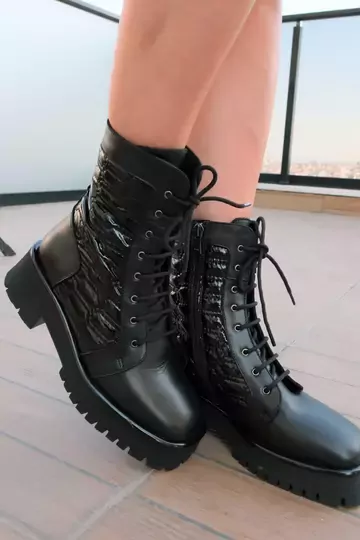 Kadın Siyah Rugan Hakiki Deri Bot