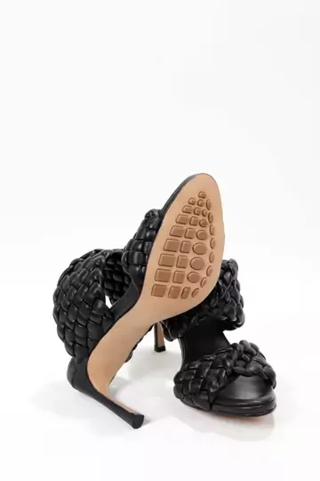 Bottega Beyaz Topuklu Terlik