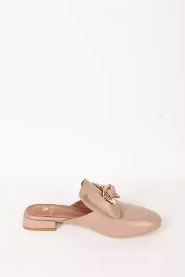 Kadın Aksesuar Detaylı Terlik