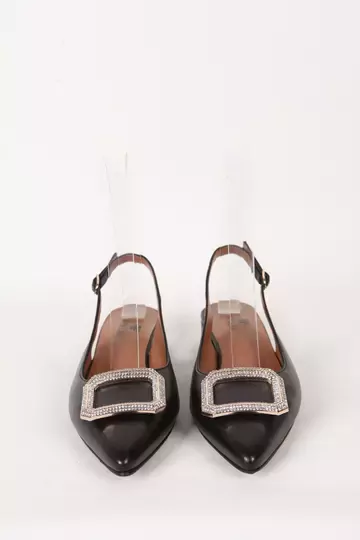 Kadın Siyah Hakiki Deri Aksesuar Detaylı Ayakkabı