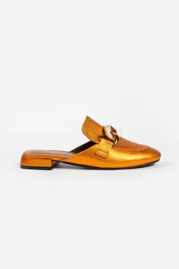 Kadın Altın Deri Aksesuar Detaylı Terlik