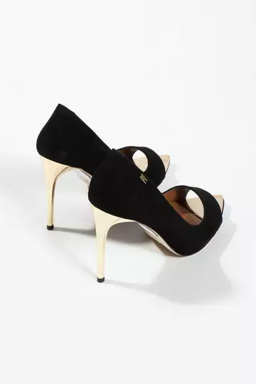 Kadın Burun Detaylı Hakiki Deri Topuklu Ayakkabı