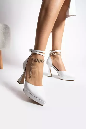 Kadın Platformlu Bilek Taş Detaylı Topuklu Ayakkabı