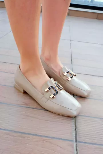 Kadın Deri Babet Aksesuar Detaylı Vizon Rugan