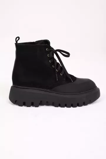 Kadın Siyah Deri Bot