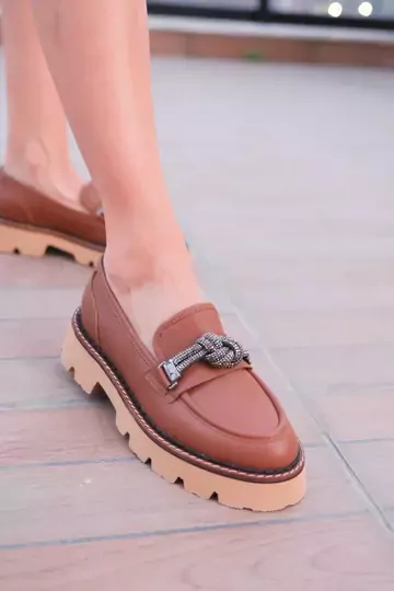 Kadın Taba Loafer Aksesuar Detaylı