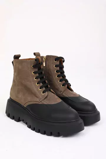 Kadın Siyah Deri Bot