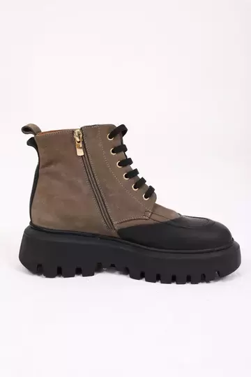 Kadın Siyah Deri Bot